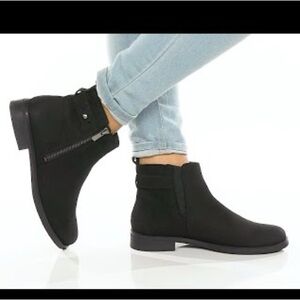 Clarks Memi Lo Black Nubuck waterproof boots